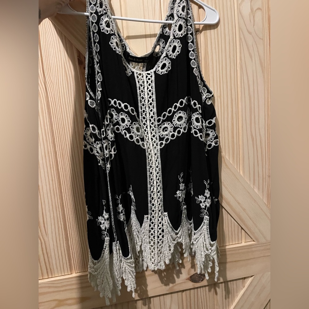 Black tank top with embroidered embellishment